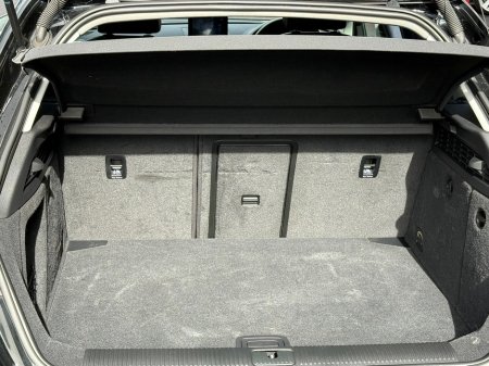 2015 Audi A3  €14,590 thumbnail