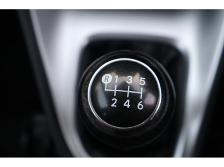 2024 Toyota Yaris LUNA 5dr Manual Great Spec! €19,995 thumbnail