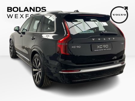 2025 Volvo XC90 Onyx Black Plus with Cardamon interior €94,995