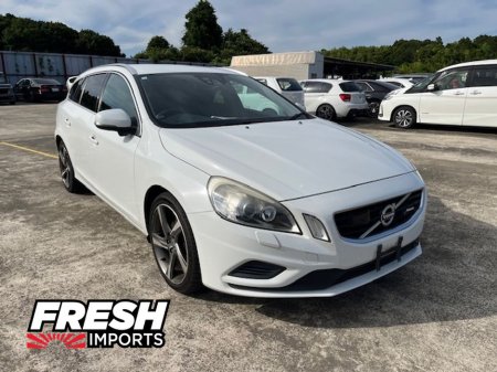 2012 Volvo V60 *TOP SPEC R - DESIGN* €10,950