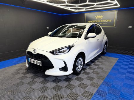 2020 Toyota Yaris 1.0 VVT-i 3Dr Terra €15,900 thumbnail