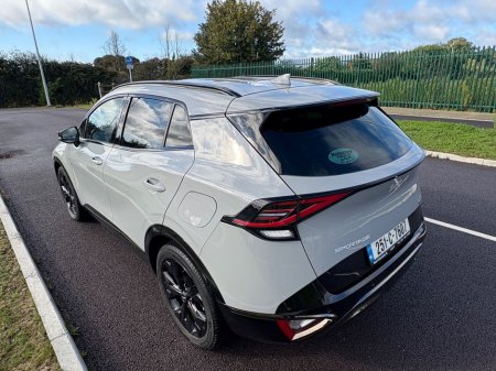 2025 Kia Sportage *2 year AA* 6 YEAR WARRANTY* Bluetooth, Touch Screen Infotainment System, All-Leather Seats, Reversing Camera, thumbnail