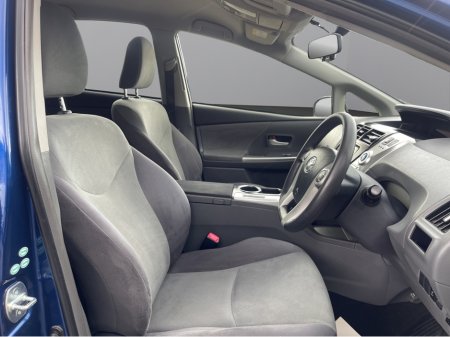 2014 Toyota Prius 2014 TOYOTA PRIUS ALPHA 7 SEATER (S87) €12,995 thumbnail