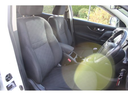 2017 Nissan Qashqai 1.5 SV MY16 NC E6 4DR €14,295 thumbnail