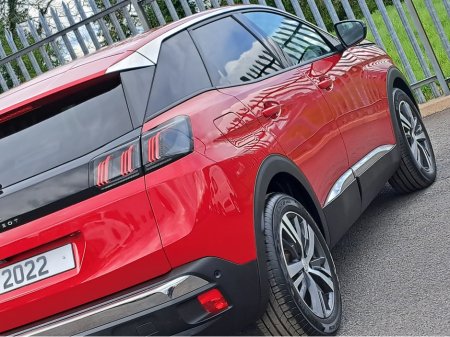 2022 Peugeot 3008 ALLURE 1.5TD 130BHP **8 SPEED AUTOMATIC** €31,500 thumbnail