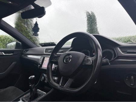 2017 Skoda Superb SPORTLINE  2.0 TDI 150BHP 4DR €14,950 thumbnail