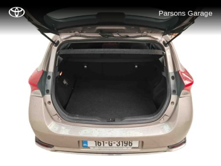 2016 Toyota Auris AURIS 1.2T 5DR LUNA €14,995 thumbnail
