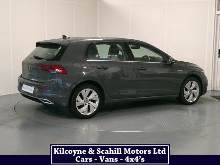 2022 Volkswagen Golf STYLE TDI €27,950 thumbnail
