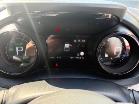 2022 Toyota Yaris 1.5 Hybrid 5Dr Platinum €21,995 thumbnail