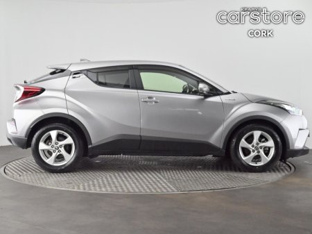 2018 Toyota C-HR 1.8 HYBRID Auto €21,380