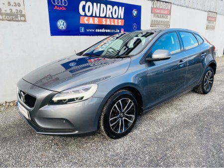 2019 Volvo V40 2.0 D2 MOMENTUM EDITION 120BHP ( 192 REG