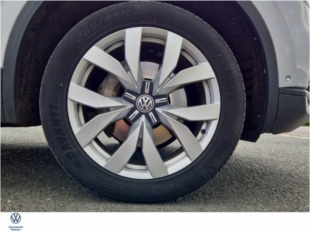 2019 Volkswagen Touareg Commercial Van * 3.0 TDI 4M 231HP 4DR  AUTO €31,950 thumbnail