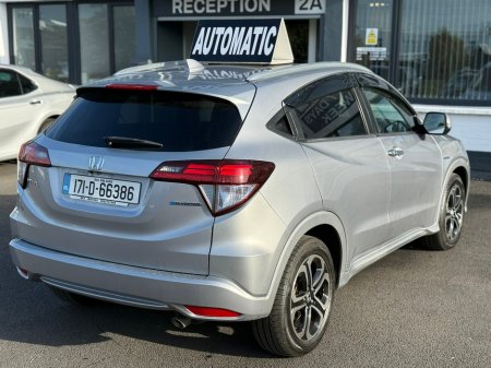 2017 Honda Vezel  €17,990 thumbnail