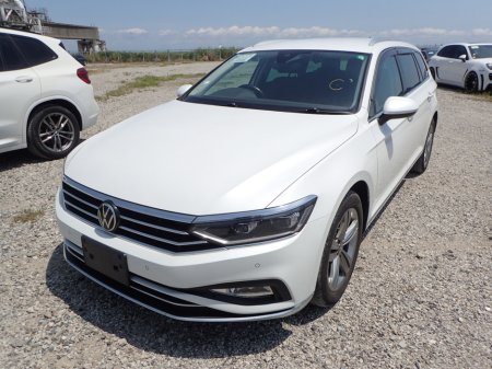 2021 Volkswagen Passat 2.0TDI 150BHP ELEGANCE EDITION 5DR ESTATE // 1 OWNER IN IMMACULATE CONDITION // WELL WORTH VIEWING // BUY WITH CONFIDENCE AA AND SIMI APPROVED DEALER 2025 // FINANCE ARRANGED // TRADE INS WELCOME //