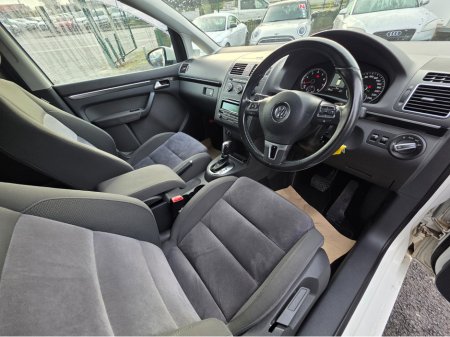 2012 Volkswagen Touareg 1.4 TSI HIGHLINE EDITION 7 SEATER ALLOYS SIMI DEALER - SPECIALISING IN IMPORTS OF GERMAN AUTOMATIC HI SPEC CARS thumbnail