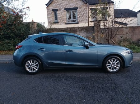 2016 Mazda Mazda3 1.5 Skyactiv-d Se-l NAV 5DR €9,950