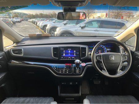 2019 Honda Odyssey 8 SEATER ABSOLUTE AUTOMATIC HYBRID 2.0 PETROL //KEYLESS ENTRY//REVERSE CAMERA//ADAPTIVE CRUISE CONTROL//ELECTRIC DRIVERS SEAT// €29,950 thumbnail