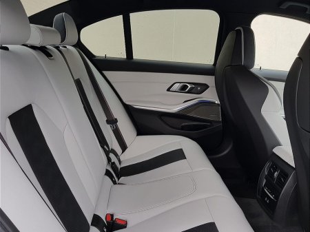 2022 BMW M3 Competition €84,995 thumbnail