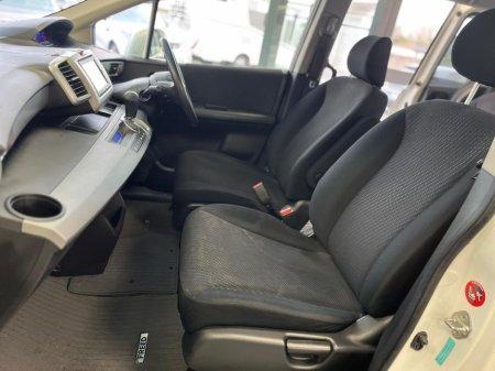 2015 Honda Freed 1.5 DAA-GP3 6 STEATS 5DR AUTO SEATS €12,900 thumbnail