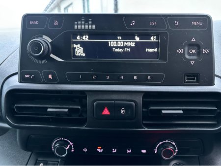 2021 Citroen Berlingo LX BLUEHDI  12 MONTHS WARRANTY €10,489 thumbnail