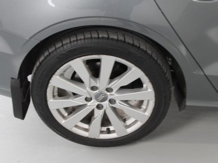 2018 Audi A3 Limousine 1.6tdi 116 SE 4DR €19,999 thumbnail