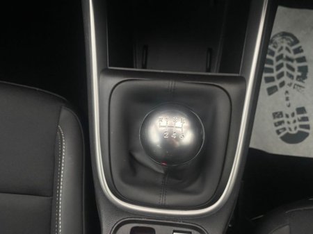 2025 Jeep Avenger 1.2 100HP Altitude €28,895 thumbnail