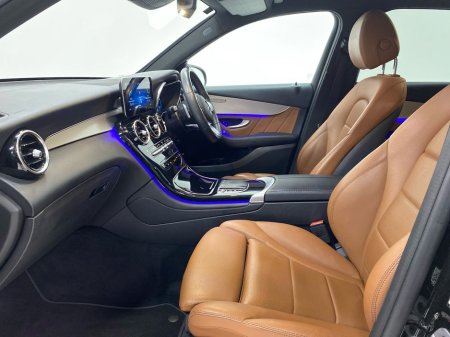 2023 Mercedes-Benz GLC Class GLC 300 de 4MATIC AMG Line | Reversing Camera, Parking Assistance, Heated Seats €55,950 thumbnail