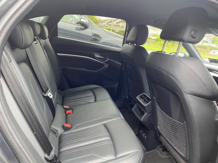 2022 Audi e-tron AUDI E-TRON S LINE 55 QUATTRO SPORTBACK // 95 KwH BATTERY €34,950 thumbnail