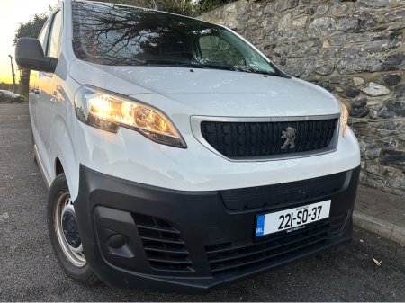 2022 Peugeot Expert EACTIVE STANDARD 100KW 50KWH 4 €14,950