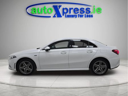 2021 Mercedes-Benz A Class A 250 E AMG LINE EXECUTIVE, Plugin Hybrid, Reversing camera €26,895 thumbnail