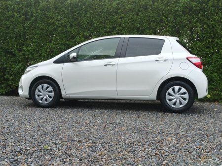 2019 Toyota Yaris 1.3 PETROL AUTOMATIC HIGH SPEC COMPREHENSIVE SERVICE HISTORY (8 STAMPS) LARGE TOUCH SCREEN MULTIMEDIA SYSTEM WITH APPLE CAR PLAY & ANDROID AUTO TOYOTA SAFETY SENSE JUST FULLY SERVICED 2 YEARS NCT €15,949 thumbnail