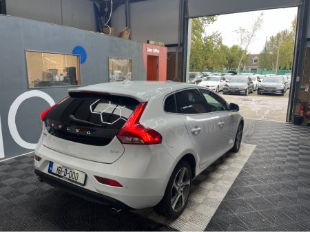 2016 Volvo V40 €14950! 2016 VOLVO V40 AUTOMATIC D4 2.0L DIESEL / 91K KMS / LANE ASSIST, REVERSE CAMERA & MORE €14,950