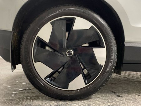 2025 Volvo EX30 Single Motor BEV 272hp Plus €39,995 thumbnail