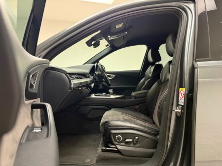2020 Audi Q7 S LINE 45 TDI 3.0 *7 SEATER* €49,990 thumbnail