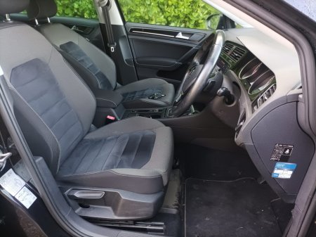 2016 Volkswagen Golf 1.4 TSI HIGHLINE AUTOMATIC SPORTS VELOUR INTERIOR SPORTS ALLOYS  WIND DEFLECTORS LARGE TOUCH SCREEN RADIO FACTORY IMMOBILISER CRUISE CONTROL FRONT & REAR DASHCAM JUST FULLY SERVICED 2 YEARS NCT €16,949