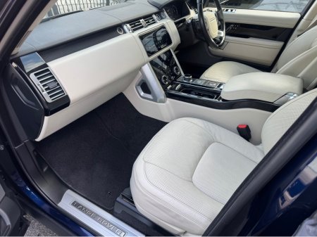 2021 Land Rover Range Rover WESTMINSTER P400E HYBRID PHEV//IMMACULATE//RANGE ROVER SERVICE HISTORY//BEAUTIFUL COLOUR COMBINATION//SIMI AND AA DEALER €64,950 thumbnail