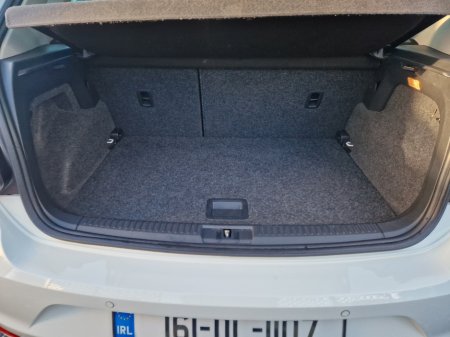 2016 Volkswagen Polo 1.0 5DR 75HP Lounge €10,950 thumbnail