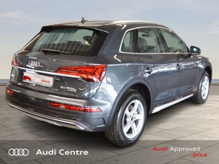 2023 Audi Q5 50 TFSI-e 299HP S tronic quattro SE €53,999