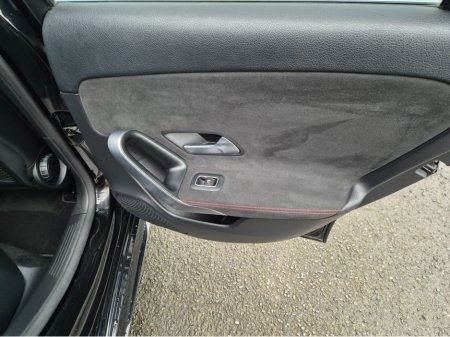 2020 Mercedes-Benz A Class AMG LINE D AUTO €27,900 thumbnail