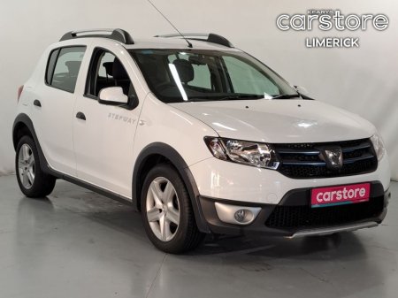2015 Dacia Sandero Stepway TCe 90 S&S SIGNATURE €10,380