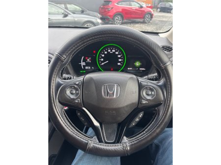 2019 Honda Vezel  €19,950 thumbnail