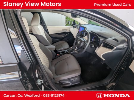 2022 Toyota Corolla HYBRID LUNA SPORT 4DR AUTO €27,950