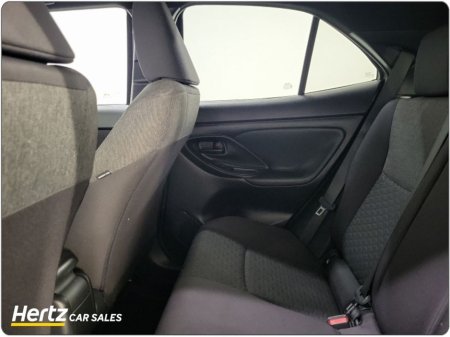 2023 Toyota Yaris Cross DESIGN HEV 1.5 Petrol Automatic €25,895 thumbnail