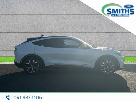 2022 Ford Mustang Mach-E AWD EXTENDED RANGE €34,950 thumbnail