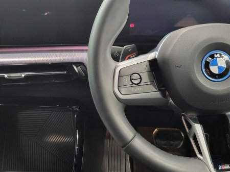 2025 BMW X1 xDrive25e M Sport €51,975 thumbnail