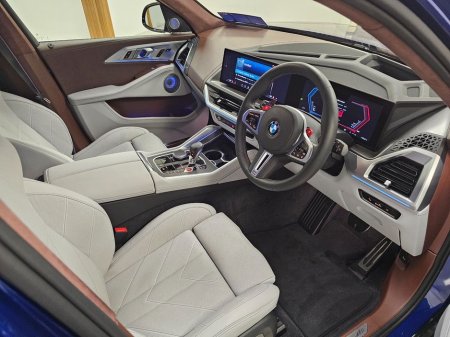 2025 BMW XM IVORY LTHR €123,950 thumbnail