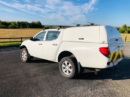 2015 Mitsubishi L200  thumbnail