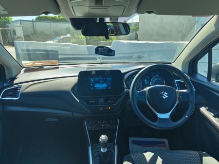 2022 Suzuki S-CROSS 1.4 Mild Hybrid Motion €25,950 thumbnail