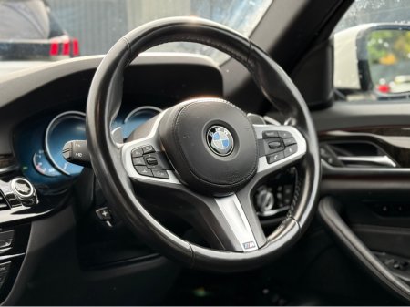 2017 BMW 5 Series 530E M-SPORT - 2.0L PETROL HYBRID - AUTO - 12M WARRANTY - CAR: 1442 thumbnail