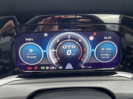 2023 Volkswagen Golf GOLF GTD 200 DSG thumbnail